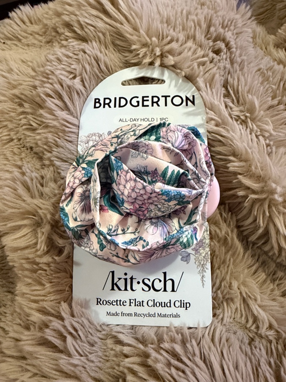Kitsch BridgertonFloral Rosette Clip in Blush and Green